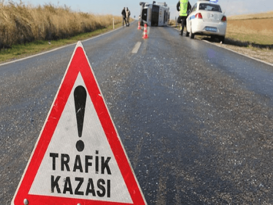 TRAFİK KAZALARINDA DEĞER KAYBI VE İKAME ARAÇ BEDELİ SORUMLULUĞU: SİGORTA, SÜRÜCÜ VE MALİK AÇISINDAN HUKUKİ DEĞERLENDİRME